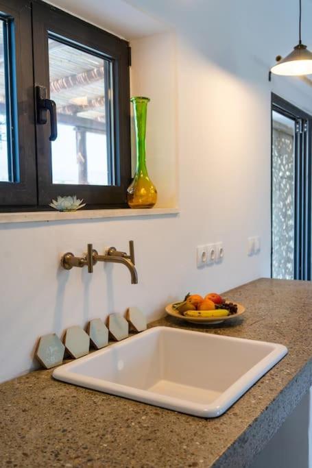 Villa Louloudia Stylish Luxury Villa With Private Pool Πιτσίδια Εξωτερικό φωτογραφία